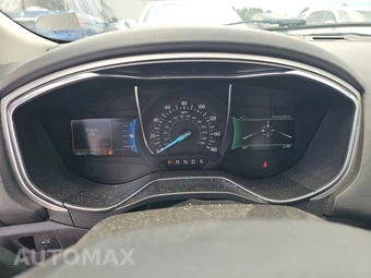 2016 Ford Fusion SE - miniatura 12