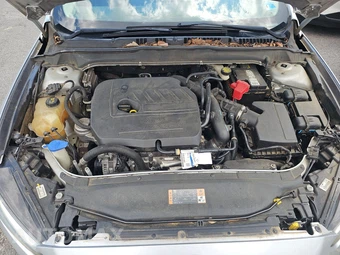 2016 Ford Fusion SE - miniatura 15
