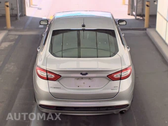 2016 Ford Fusion SE - miniatura 5