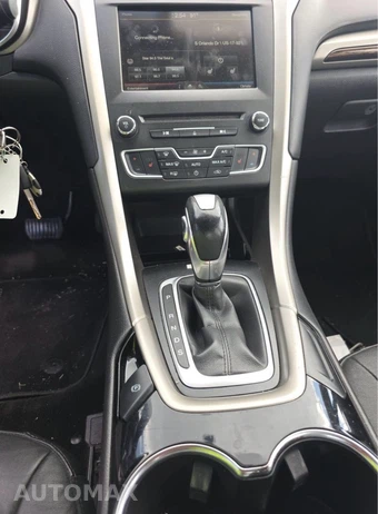 2016 Ford Fusion SE - miniatura 10