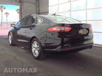 2016 Ford Fusion SE - miniatura 3