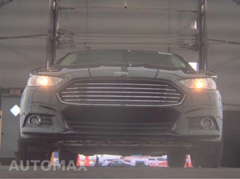 2016 Ford Fusion SE - miniatura 7