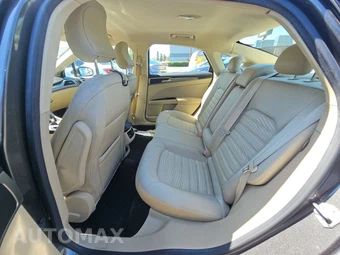 2016 Ford Fusion SE – miniatura 13