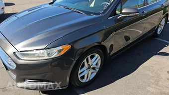 2016 Ford Fusion SE – miniatura 30