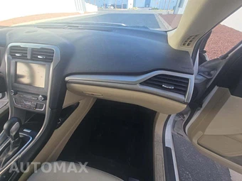 2016 Ford Fusion SE - miniatura 16