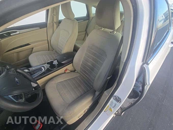 2016 Ford Fusion SE - miniatura 3