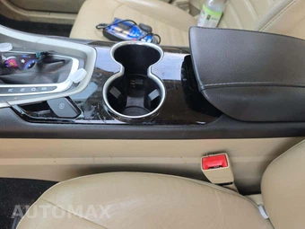 2016 Ford Fusion SE – miniatura 18