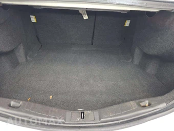 2016 Ford Fusion SE – miniatura 14