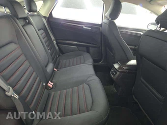 2016 Ford Fusion SE – miniatura 16