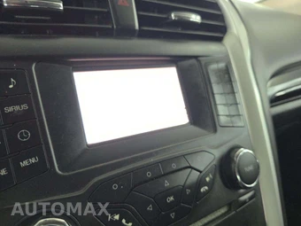 2016 Ford Fusion SE – miniatura 21