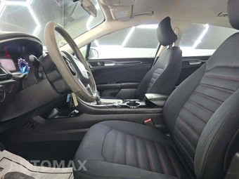 2016 Ford Fusion SE – miniatura 6