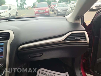 2016 Ford Fusion SE – miniatura 19