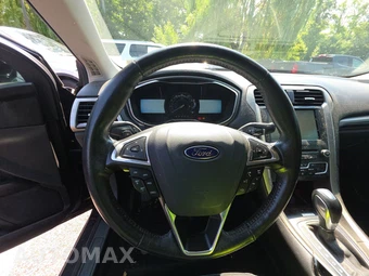 2016 Ford Fusion SE - miniatura 10