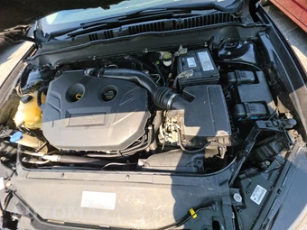 2016 Ford Fusion SE - miniatura 16