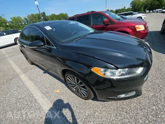 2016 Ford Fusion SE - miniatura 3