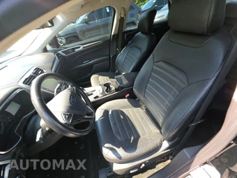2016 Ford Fusion SE - miniatura 7