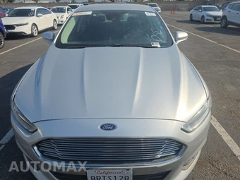 2016 Ford Fusion SE – miniatura 2