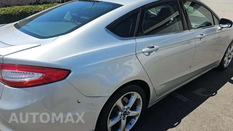 2016 Ford Fusion SE – miniatura 28