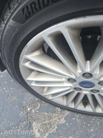 2016 Ford Fusion SE - miniatura 25