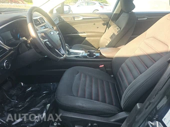 2016 Ford Fusion SE - miniatura 7