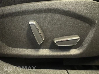 2016 Ford Fusion SE - miniatura 25