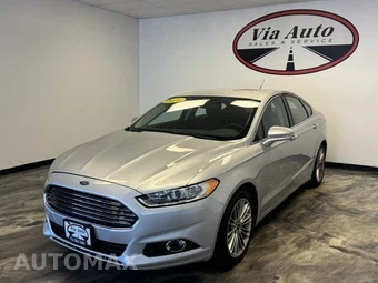 2016 Ford Fusion SE - miniatura 3