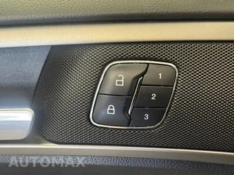 2016 Ford Fusion SE - miniatura 32