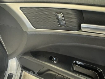 2016 Ford Fusion SE - miniatura 35