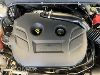 2016 Ford Fusion SE - miniatura 7