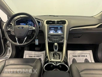 2016 Ford Fusion SE - miniatura 8