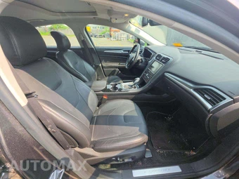 2016 Ford Fusion Titanium - miniatura 15
