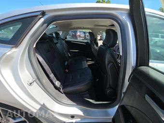 2016 Ford Fusion Titanium - miniatura 13