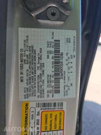 2016 Ford Fusion Titanium - miniatura 2