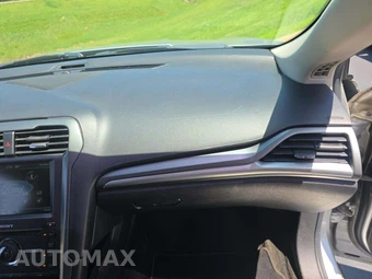 2016 Ford Fusion Titanium – miniatura 16
