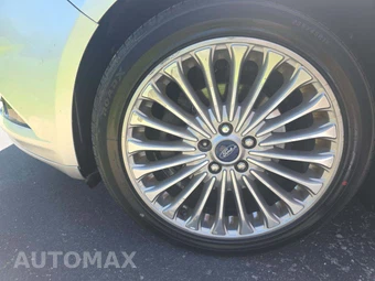 2016 Ford Fusion Titanium – miniatura 20