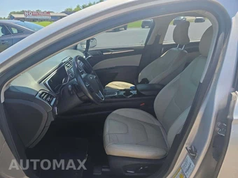 2016 Ford Fusion Titanium – miniatura 3