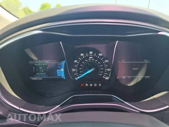 2016 Ford Fusion Titanium – miniatura 6