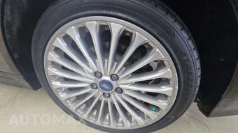 2016 Ford Fusion Titanium - miniatura 30