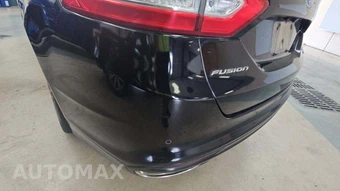 2016 Ford Fusion Titanium - miniatura 32