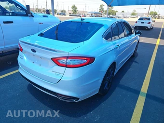 2016 Ford Fusion Titanium – miniatura 4