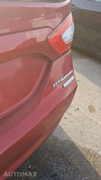 2016 Ford Fusion Titanium - miniatura 32