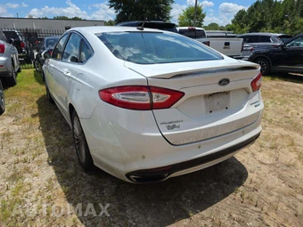 2016 Ford Fusion Titanium - miniatura 2