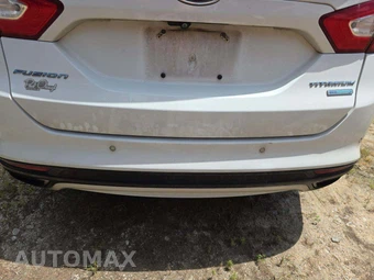 2016 Ford Fusion Titanium - miniatura 24