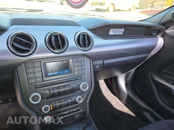2016 Ford Mustang EcoBoost Coupe – miniatura 7