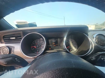 2016 Ford Mustang EcoBoost Coupe - miniatura 12