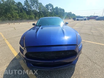 2016 Ford Mustang EcoBoost Coupe - miniatura 2