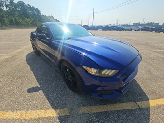 2016 Ford Mustang EcoBoost Coupe - miniatura 3