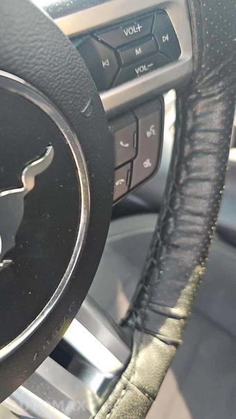 2016 Ford Mustang EcoBoost Coupe - miniatura 32
