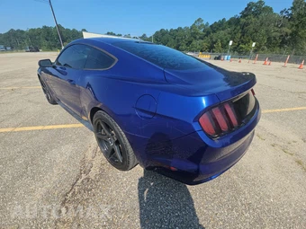 2016 Ford Mustang EcoBoost Coupe - miniatura 6