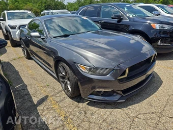2016 Ford Mustang EcoBoost Coupe – miniatura 3